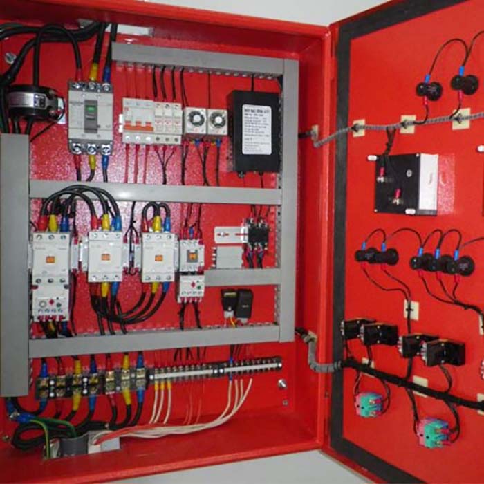 Những lưu ý khi sử dụng tủ điều khiển 3 bơm 