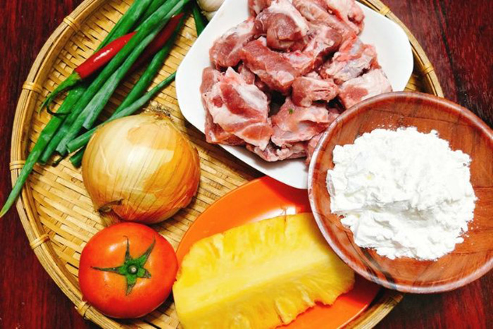 Nguyên liệu món ăn về sườn xào chua ngọt 