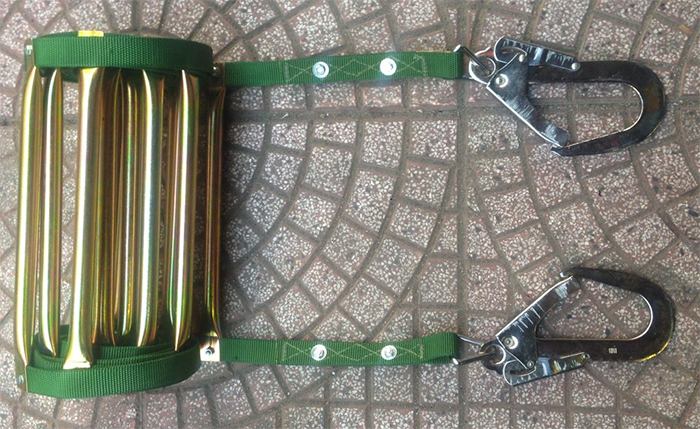 Trục thang của thang dây thoát hiểm thông thường