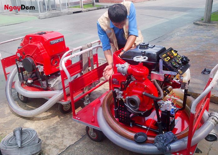 Hướng dẫn sử dụng máy bơm Tohatsu