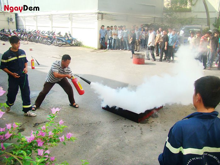 Hướng dẫn cách sử dụng bình cứu hoả