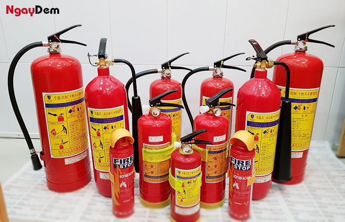 Các loại bình chữa cháy ở Thành Trì bày bán